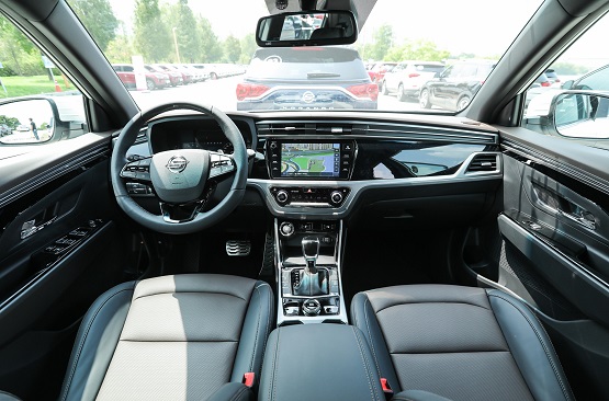 KORANDO_가솔린_인테리어2.jpg KORANDO_가솔린_인테리어2.jpg
