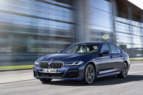 ▲BMW 'i4'