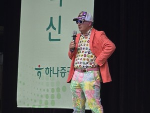 댄 아이브스 "AI 혁명, 아직도 초기 단계...SK하이닉스, 2배 성장 가능" - 뉴스 썸네일 이미지