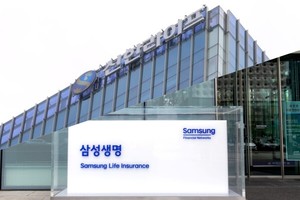 시니어 고객을 잡아라...삼성생명·신한라이프 '미래 먹거리' 요양사업... - 뉴스 썸네일 이미지