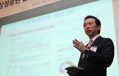 윤용암 기자간담회.jpg