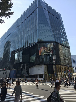 1110-롯데면세점-긴자점 외관 사진.jpg