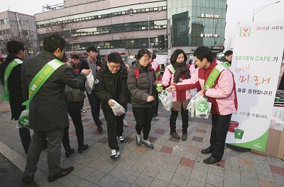 0104-2.jpg 0104-2.jpg