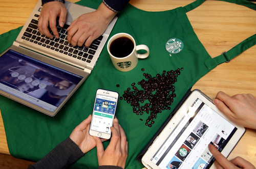 [20160217] 전세계 스타벅스 최초로 모바일 통합 교육 시스템 오픈.JPG