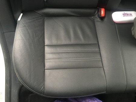 뒷좌석 시트 우는 현상.jpg 뒷좌석 시트 우는 현상.jpg