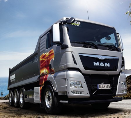 new_d160701 만트럭버스코리아_2016 하계 무상점검 캠페인.jpg