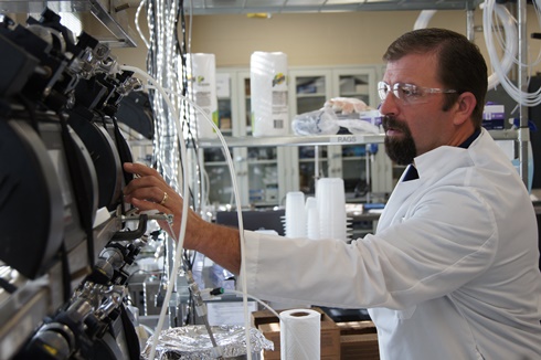 아이보리데일 센터 연구원 사진 2.JPG