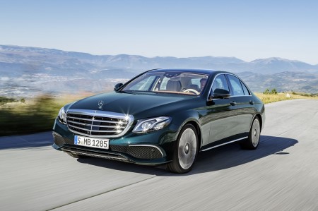 new-사진1-메르세데스-벤츠 더 뉴 E-클래스 익스클루시브.jpg