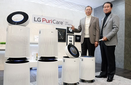 ★LGE_퓨리케어신제품발표회_조성진사장+최상규사장_00-.jpg ★LGE_퓨리케어신제품발표회_조성진사장+최상규사장_00-.jpg