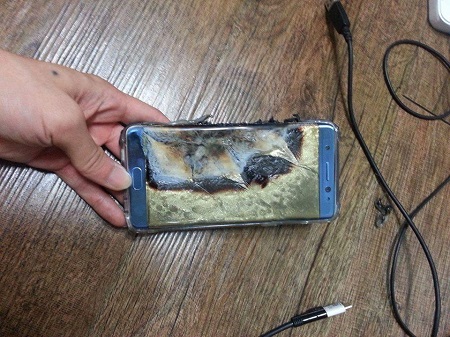 갤럭시노트7 폭발.jpg