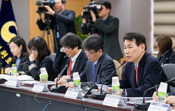 금융위_170110_핀테크 발전 협의회_043.JPG