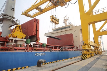 슬래브 입항2.jpg