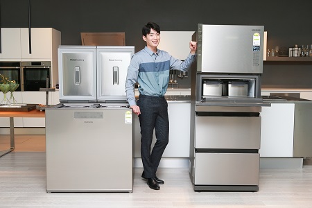 02_삼성전자 업계최초 강화된 에너지소비효율 1등급 김치냉장고 출시(2).jpg