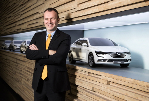 크기변환_도미니크 시뇨라 르노삼성자동차 신임 대표이사 02.jpg