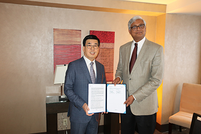 동아ST, AZ와 면역항암제 공동연구 계약 체결.JPG