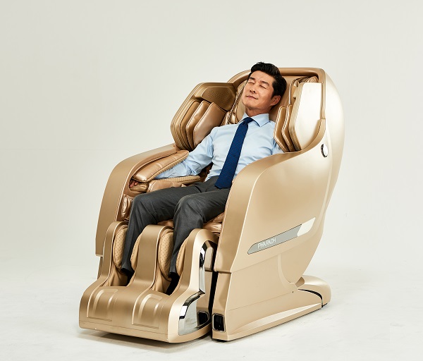 바디프랜드 안마의자 파'라오'.jpg