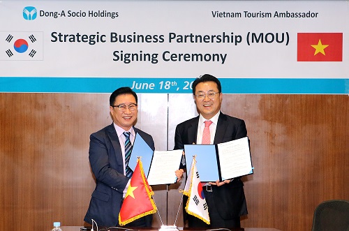 「반출」동아쏘시오홀딩스, 베트남 문화체육관광부와 MOU 체결.jpg