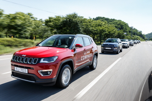 크기변환_사진-올 뉴 컴패스 출시-시승 행사-2.jpg