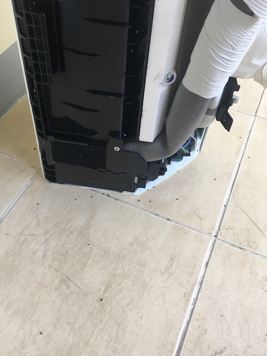 aircon.jpg aircon.jpg