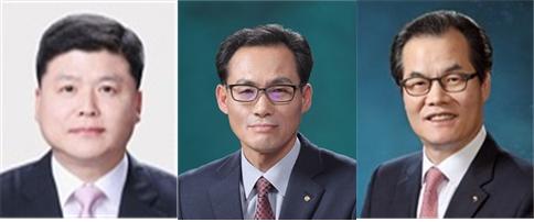 (왼쪽부터) 권광석 새마을금고중앙회 신용공제대표, 김정기 영업지원부문 겸 HR그룹 집행부행장, 이동연 우리에프아이에스 대표이사