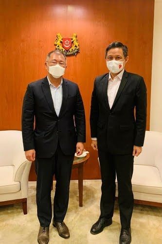▲정의선 회장(왼쪽)과 찬 총리