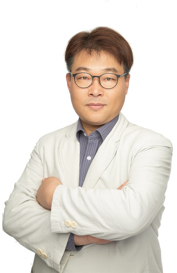 휴베나 김준철 신임 대표