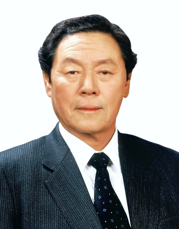 ▲신춘호 농심 회장이 27일 향년 92세 나이로 별세했다