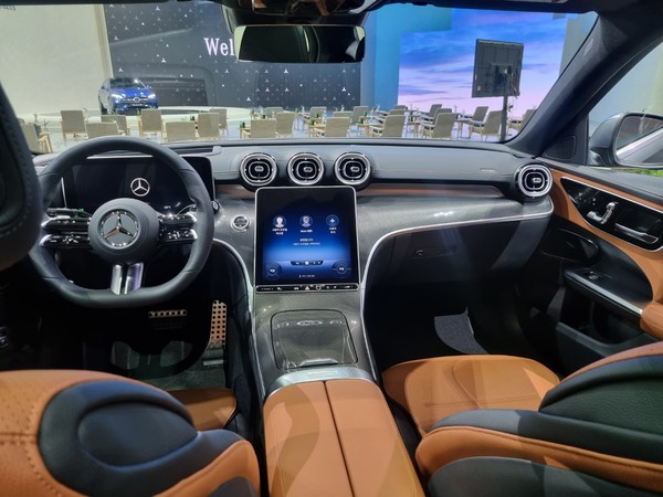 ▲C300 AMG