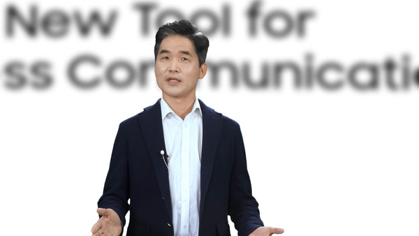 ▲삼성전자가 13일 온라인으로 개최한 제1회 '삼성 6G 포럼(Samsung 6G Forum)'에서 삼성리서치 연구소장 승현준 사장이 인사말을 전하고 있다.