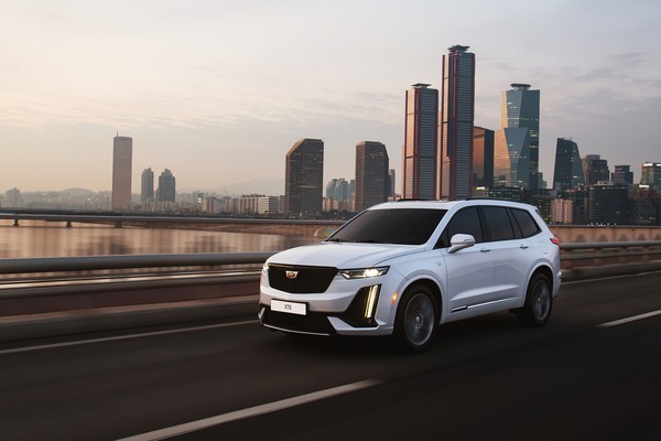 ▲XT6