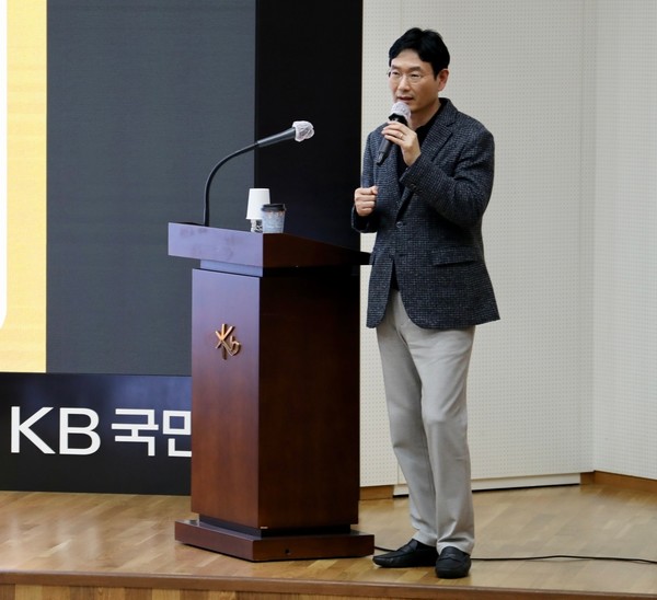 ▲이창권 KB국민카드 사장이 발언하고 있다.