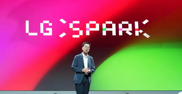 박일평 LG사이언스파크 대표가 7일 서울 마곡 LG사이언스파크에서 진행된 ‘스파크(SPARK)’ 행사의 개회인사를 하고 있다.