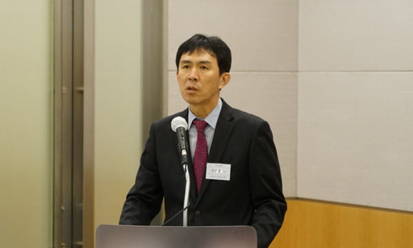 ▲조영행 소비자가만드는신문 대표가 'ESG 환경경영 실태와 실효성 제고방안'을 주제로 한 '2023 ESG 포럼'에서 개회사를 하고 있다. 