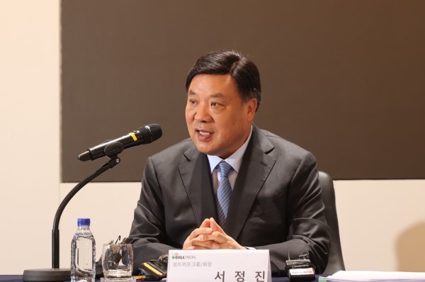 ▲서정진 셀트리온 회장이 25일 여의도 파크원 빌딩에서 기자회견을 하고 있다.