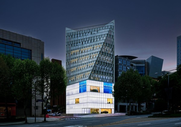 ▲ 볼보 강남 대치 전시장 전경
