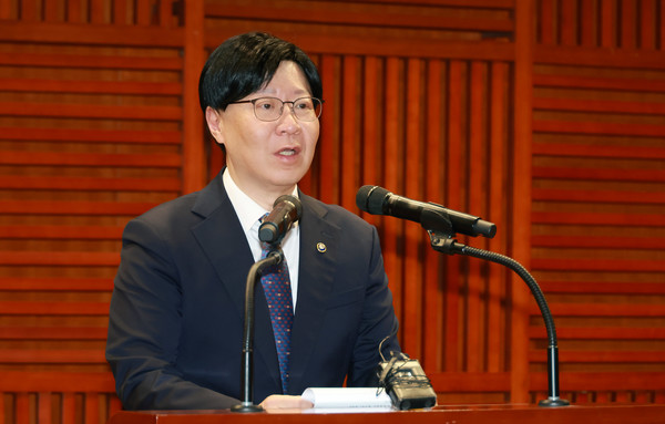 ▲김소영 금융위원회 부위원장이 9일 오후 서울 여의도 금융투자협회에서 금융투자협회, 한국거래소, 넥스트레이드 등 유관기관과 함께 개최한 ATS 운영방안 세미나에 참석해 축사했다.