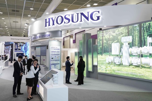 ▲효성중공업이 ELECS KOREA 2025 전시회에서 AI 시대 지능형 전력기기 솔루션을 선보였다. 출처=효성중공업