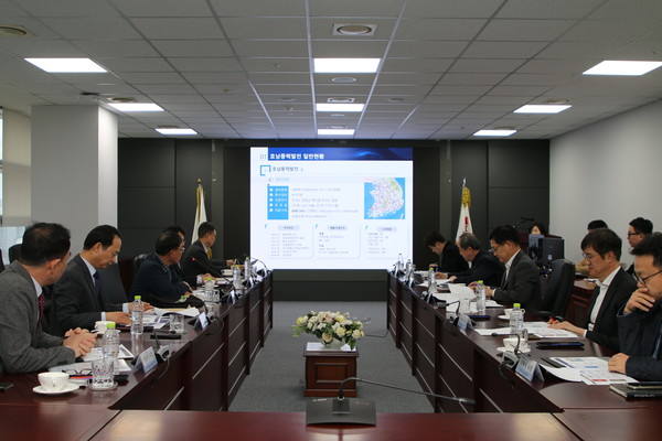 ▲한국동서발전이 개최한 풍력발전 사장단 간담회. 사진=한국동서발전
