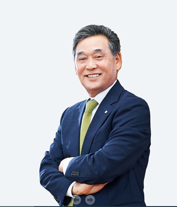 ▲ 김기홍 JB금융지주 회장