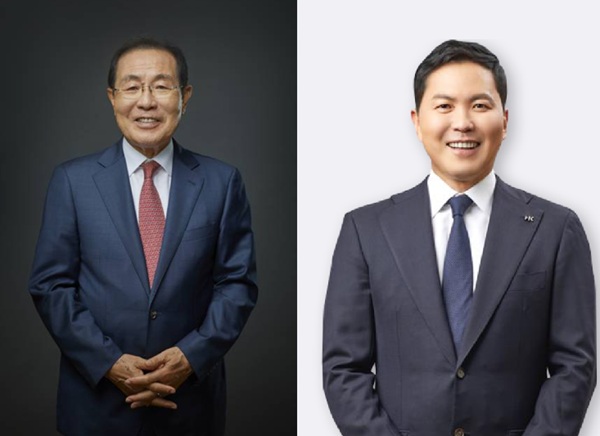 ▲윤동한 콜마그룹 회장(왼쪽), 윤상현 부회장