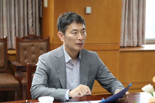 ▲ 이복현 금융감독원장은 29일 오전 원내 금융상황 점검회의를 주재했다.