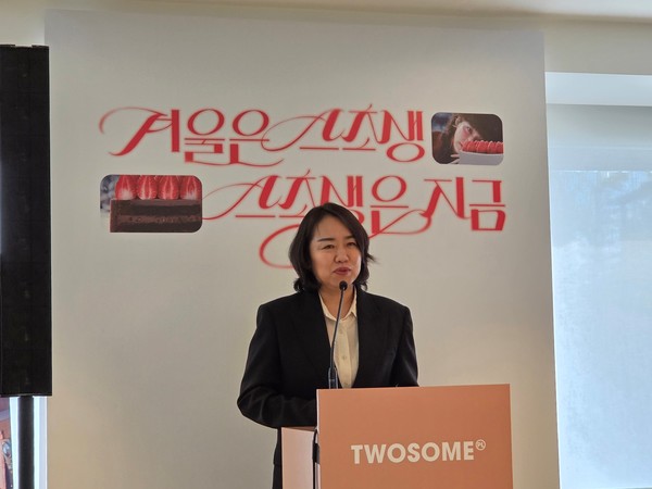 ▲투썸플레이스 마케팅 총괄 임혜순 전무가 올해 투썸플레이스 전략을 설명하고 있다.