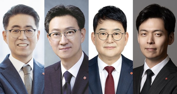 ▲(왼쪽부터) 노준형 롯데지주 대표이사 사장, 고정욱 롯데지주 대표이사 사장, 박두환 롯데지주 HR 혁신실장 사장, 신유열 롯데지주 미래성장실장 겸 롯데바이오로직스 대표이사 부사장