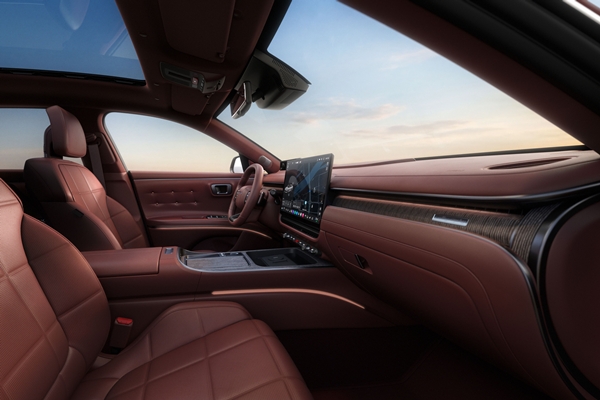 ▲더 뉴 그랜저 실내