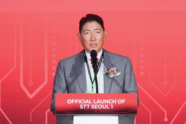 ▲16일 서울 금천구 가산동에서 열린 효성-STT GDC의 AI 데이터센터 'STT Seoul 1' 개관식에서 조현준 효성 회장이 축사를 하고 있다