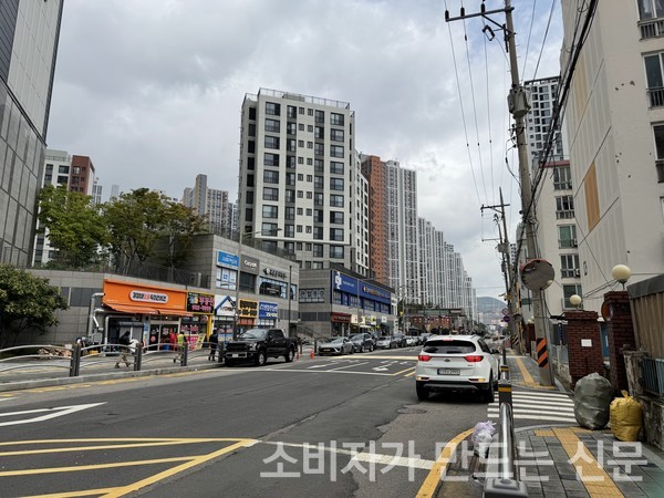 ▲산곡역자이힐스테이트&하늘채 현장 뒷편. 사진=이설희 기자